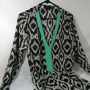 Swimwear Black/white Turquoise V neck beaded trim